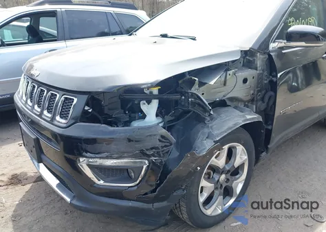 2019 Jeep Compass Limited 4X4 z USA, uszkodzony, nr VIN 3C4NJDCB2KT594314